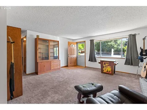 4215 Se 112th Avenue Portland OR 97266