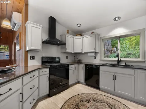 22009 S Lost Mountain Road Estacada OR 97023