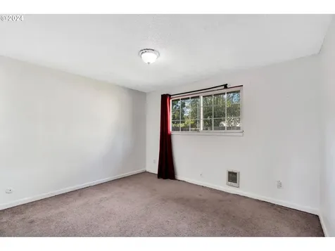 10750 NE Prescott Street Portland OR 97220