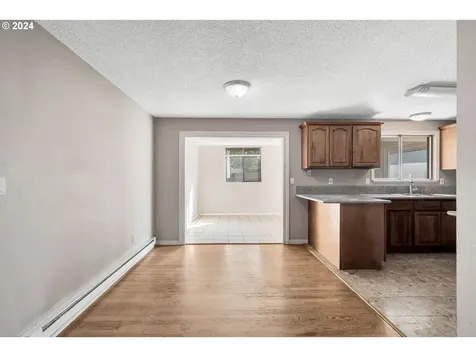 10750 NE Prescott Street Portland OR 97220