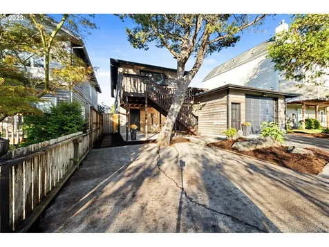 440 Avenue I Seaside OR 97138