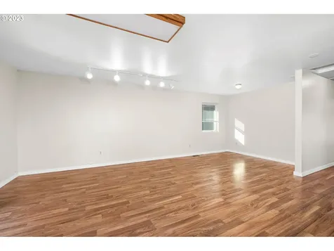 440 Avenue I Seaside OR 97138
