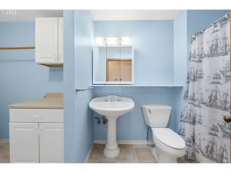 440 Avenue I Seaside OR 97138
