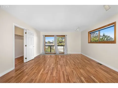 440 Avenue I Seaside OR 97138