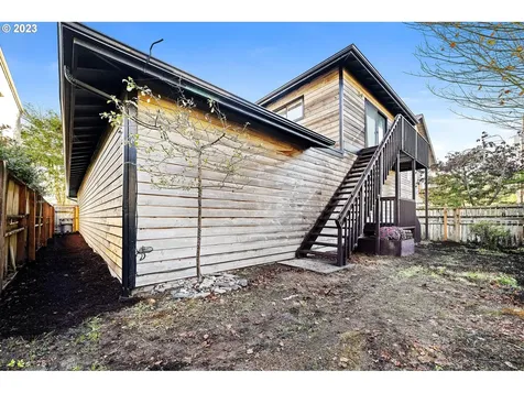 440 Avenue I Seaside OR 97138