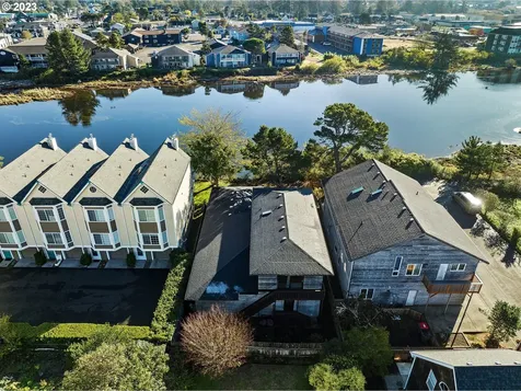 440 Avenue I Seaside OR 97138