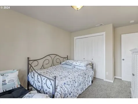 1031 Vista Lane Sweet Home OR 97386