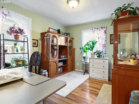 13930 Se Sherman Court Portland OR 97233