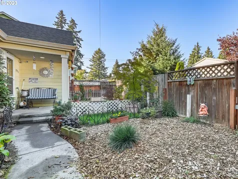 13930 Se Sherman Court Portland OR 97233