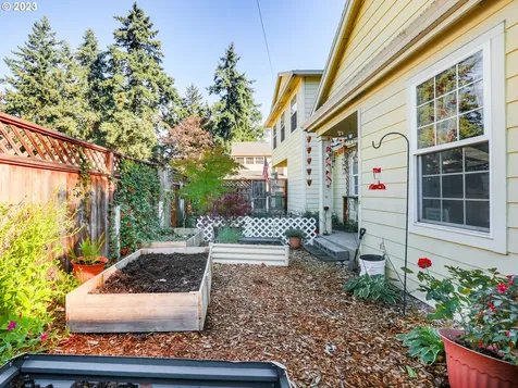 13930 Se Sherman Court Portland OR 97233