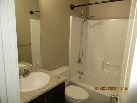131 Braxton Court Roseburg OR 97471