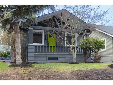 2425 Se 62nd Avenue Portland OR 97206