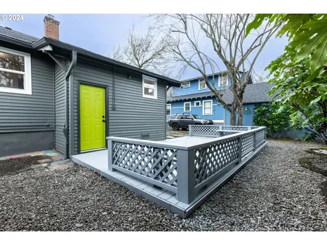 2425 Se 62nd Avenue Portland OR 97206