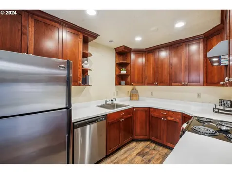 5815 SE Tolman Street Portland OR 97206