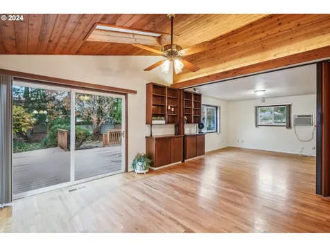 5815 SE Tolman Street Portland OR 97206