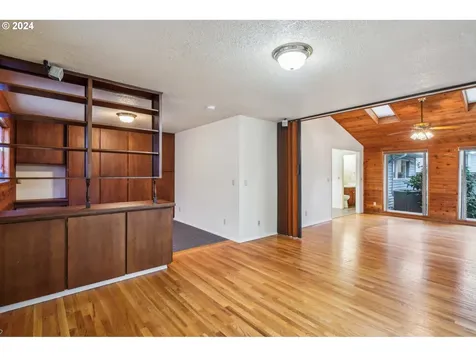 5815 SE Tolman Street Portland OR 97206