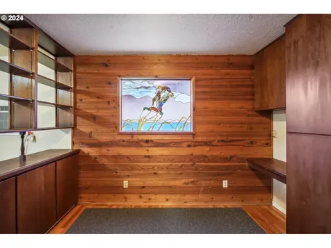 5815 SE Tolman Street Portland OR 97206