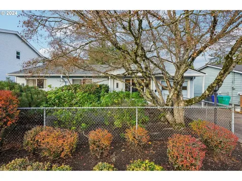 5815 SE Tolman Street Portland OR 97206