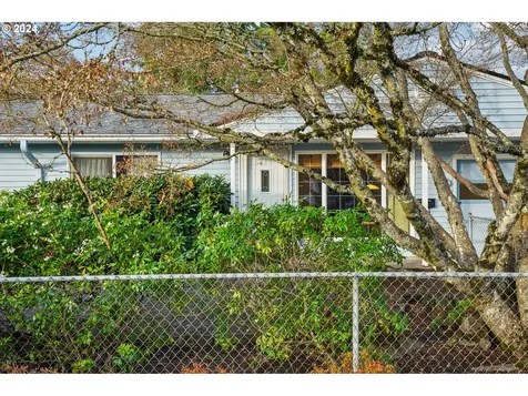 5815 SE Tolman Street Portland OR 97206