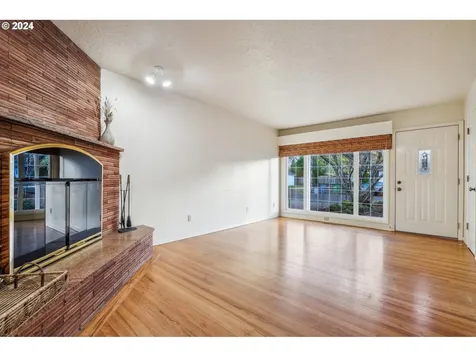 5815 SE Tolman Street Portland OR 97206