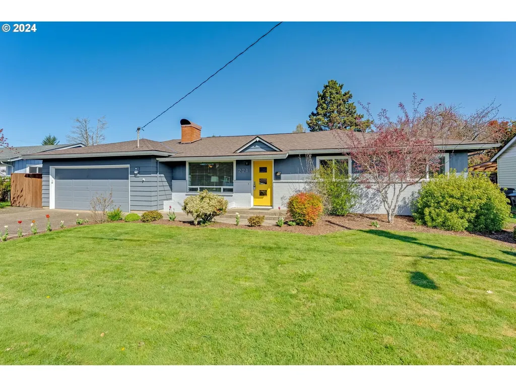 221 Nw 22nd Street Mcminnville OR 97128