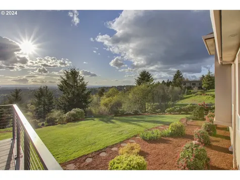 12208 Ne 245th Court Brush Prairie WA 98606