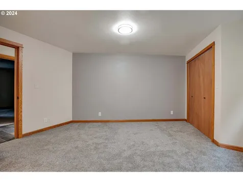 221 SE 214th Avenue Gresham OR 97030