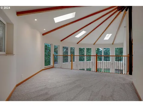 221 SE 214th Avenue Gresham OR 97030