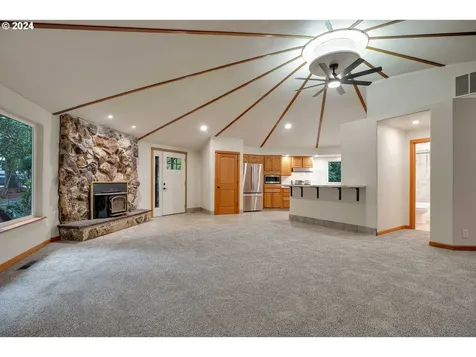 221 SE 214th Avenue Gresham OR 97030
