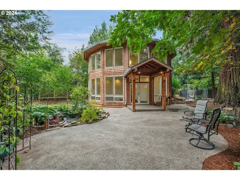 221 SE 214th Avenue Gresham OR 97030