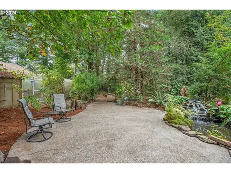 221 SE 214th Avenue Gresham OR 97030