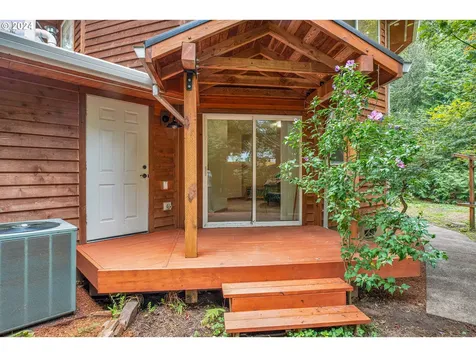 221 SE 214th Avenue Gresham OR 97030