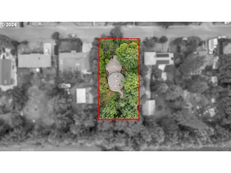 221 SE 214th Avenue Gresham OR 97030