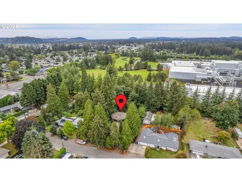 221 SE 214th Avenue Gresham OR 97030