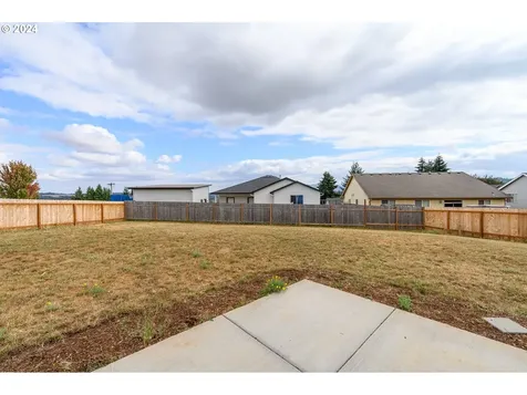 301 NW Hope Court Willamina OR 97396