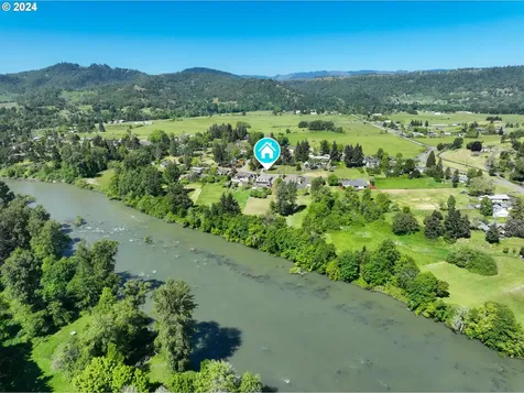 999 NW Broadway Street Roseburg OR 97471
