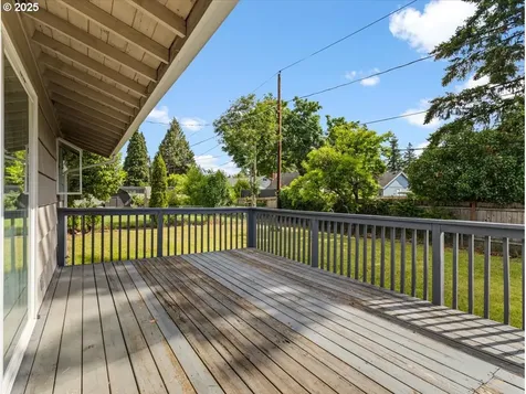 609 SE 100th Avenue Vancouver WA 98664