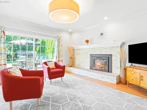 102 Sunset Lane Longview WA 98632