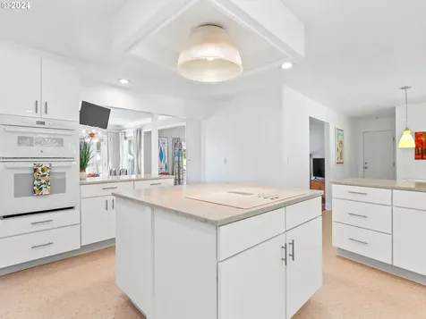 102 Sunset Lane Longview WA 98632