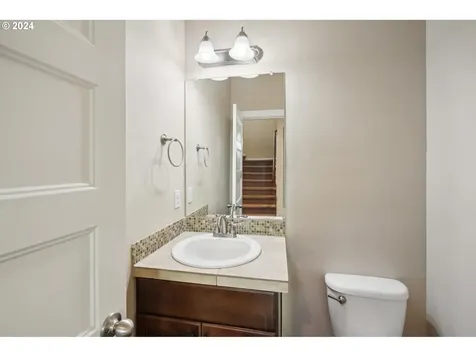 10708 NE 68th Avenue Vancouver WA 98686