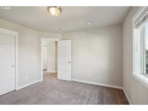 10708 NE 68th Avenue Vancouver WA 98686
