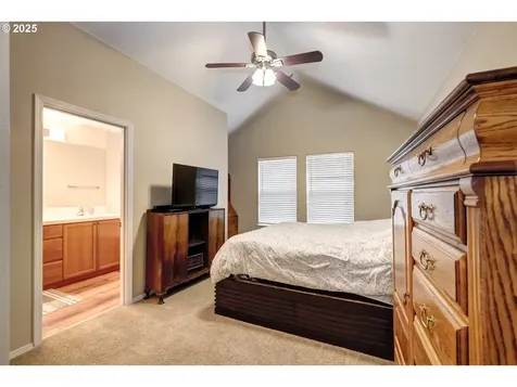 2409 NW Oak Knoll Place Beaverton OR 97006