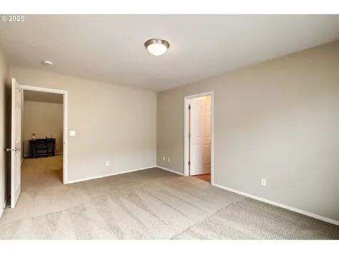 2409 NW Oak Knoll Place Beaverton OR 97006