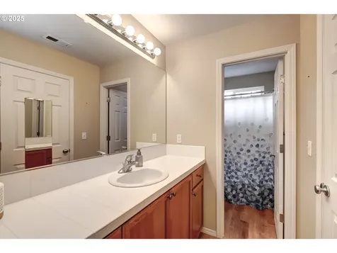 2409 NW Oak Knoll Place Beaverton OR 97006
