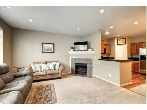 2409 NW Oak Knoll Place Beaverton OR 97006