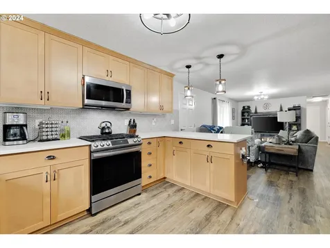 19570 Falcon Drive Oregon City OR 97045
