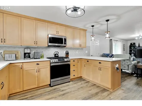 19570 Falcon Drive Oregon City OR 97045