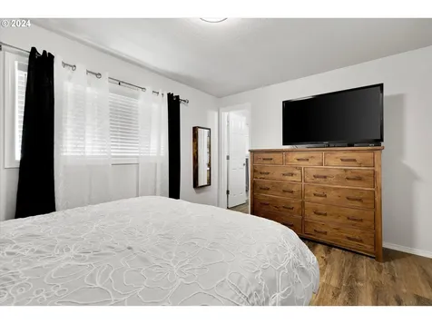 19570 Falcon Drive Oregon City OR 97045