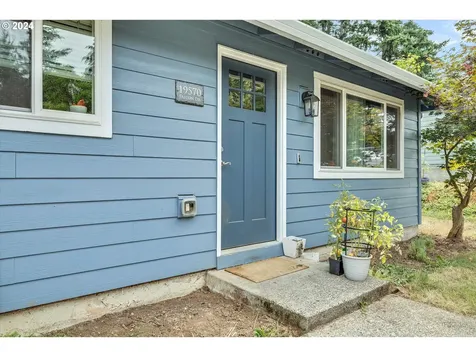 19570 Falcon Drive Oregon City OR 97045