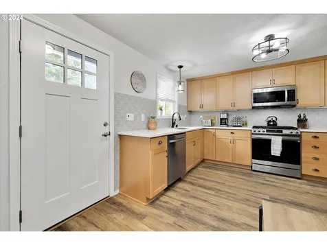 19570 Falcon Drive Oregon City OR 97045